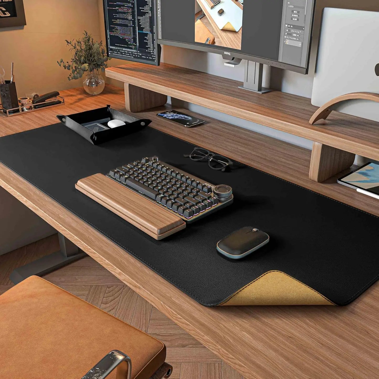 Desk Pad de Couro Dupla Face com Verso em Cortiça