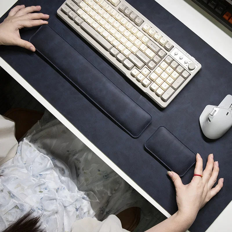 Conjunto Desk Pad em Couro com Apoio de Pulso 3-1