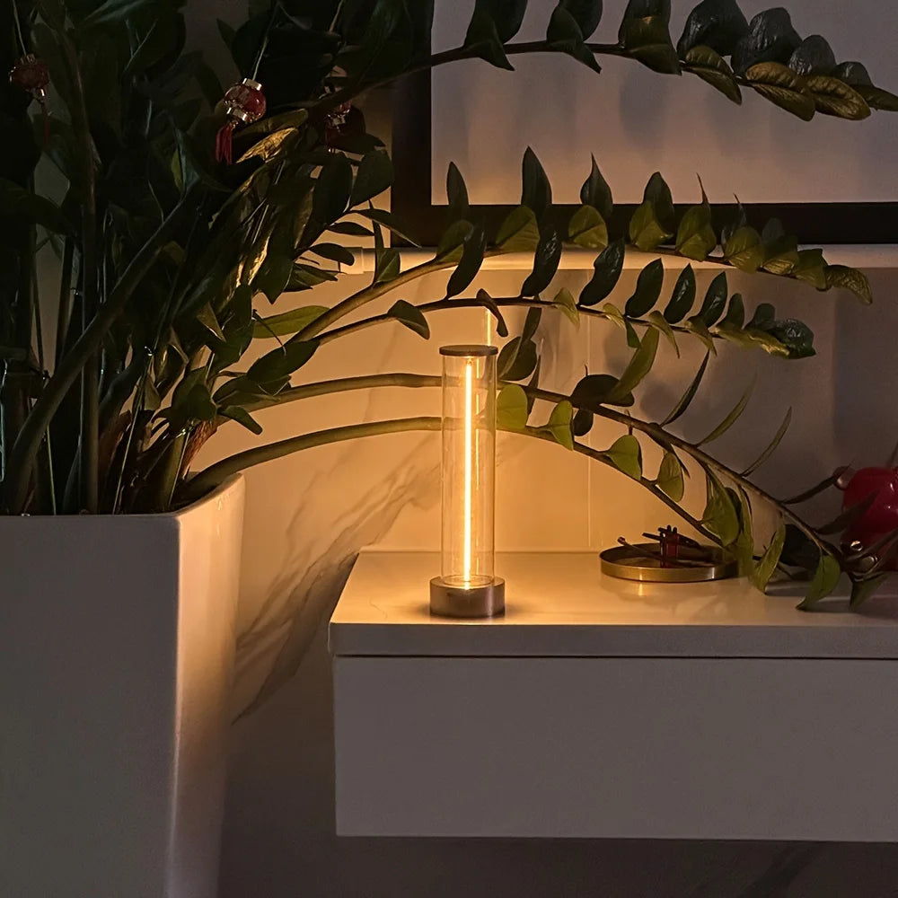 Luminária de Filamento Recarregável em Alumínio